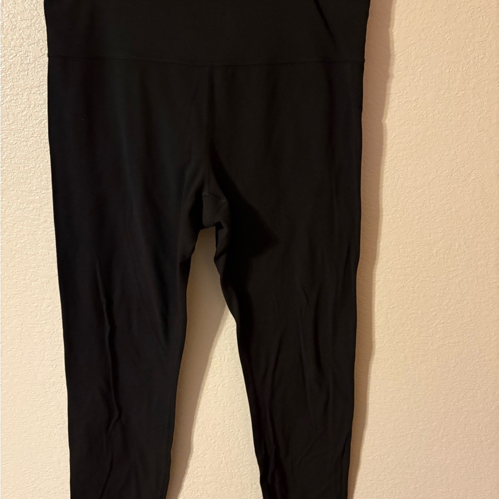 Athleta Black Leggings Ultra High Elation 7/8